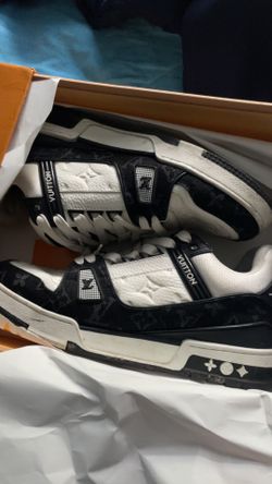 Louis Vuttion Trainers