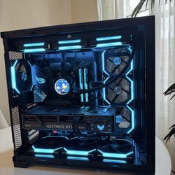 HIGH END RTX 5070 GAMING PC 