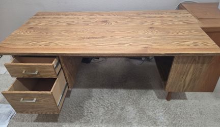 HEAVY DUTY OFFICE DESK