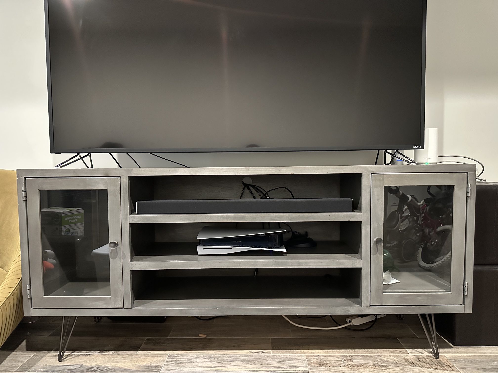 TV Stand / Media Console