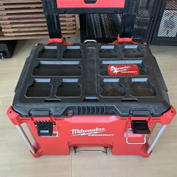 Milwaukee Packout (Rolling Toolbox & Tote)