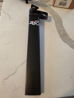 Carbon fiber seatpost