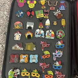 Disney, Pins