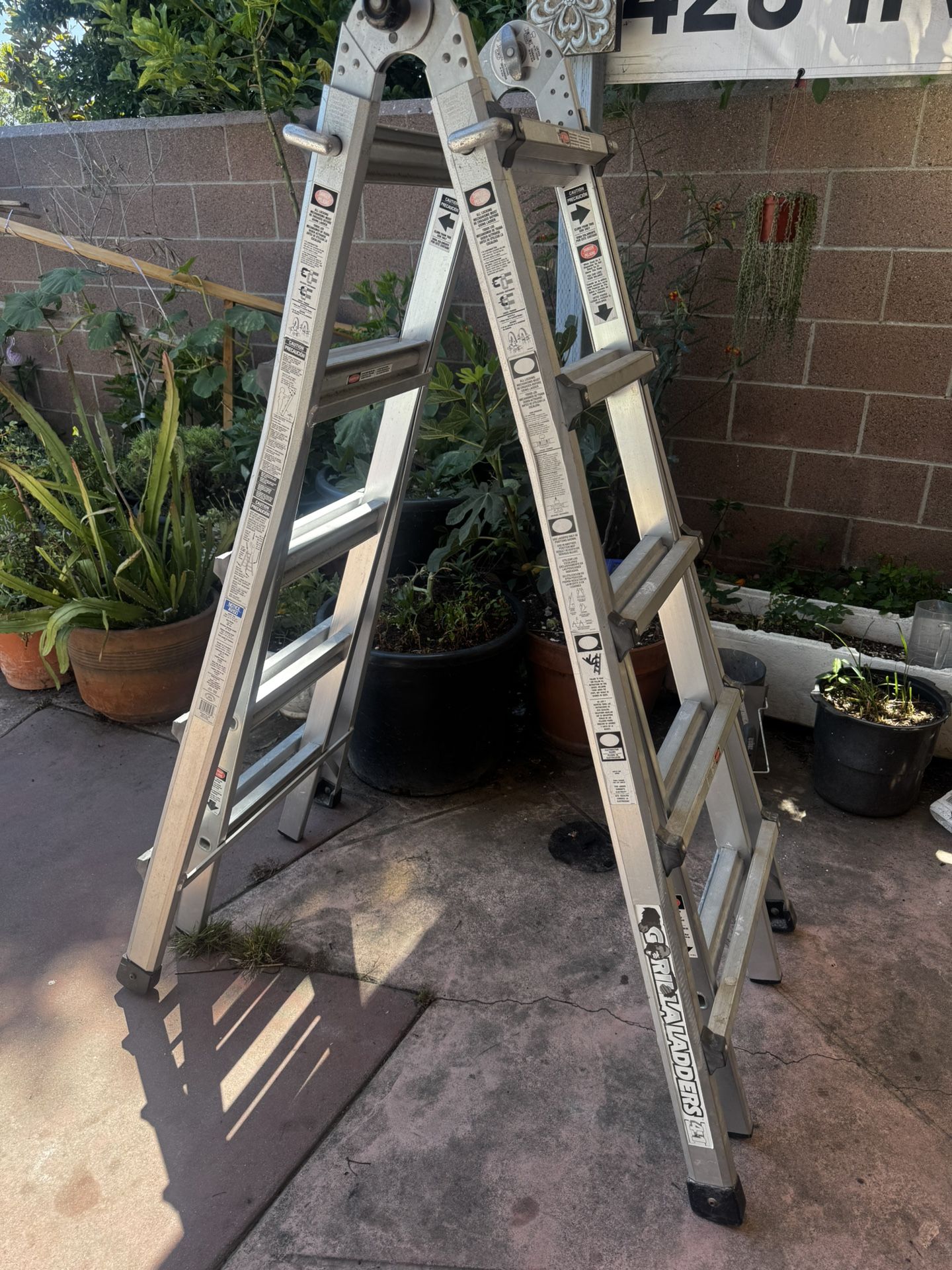 Gorilla Ladders Multi position Ladder 22ft
