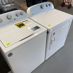 Washer & Dryer Set Whirpool $799