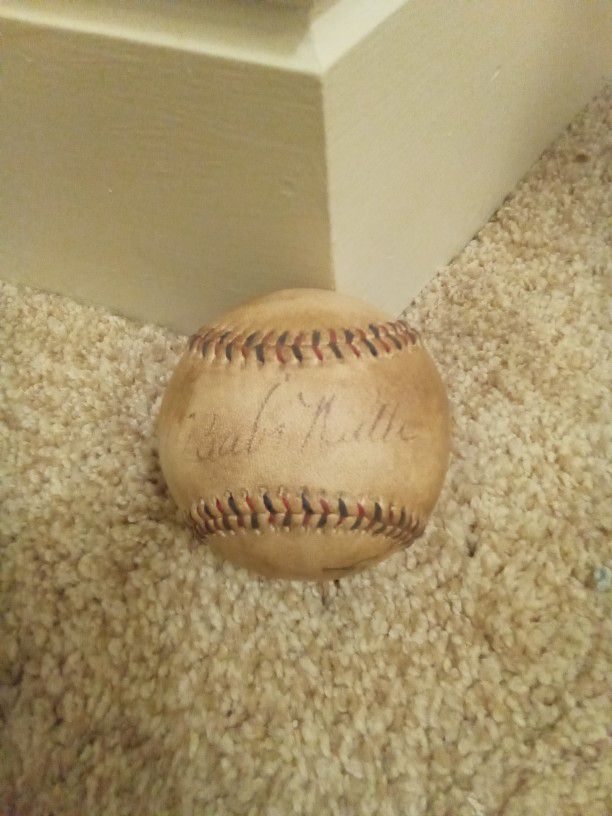 Babe Ruth Autograph Signed Baseball