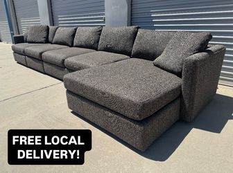 FREE DELIVERY || Macy’s 4Pc XL Sectional Couch