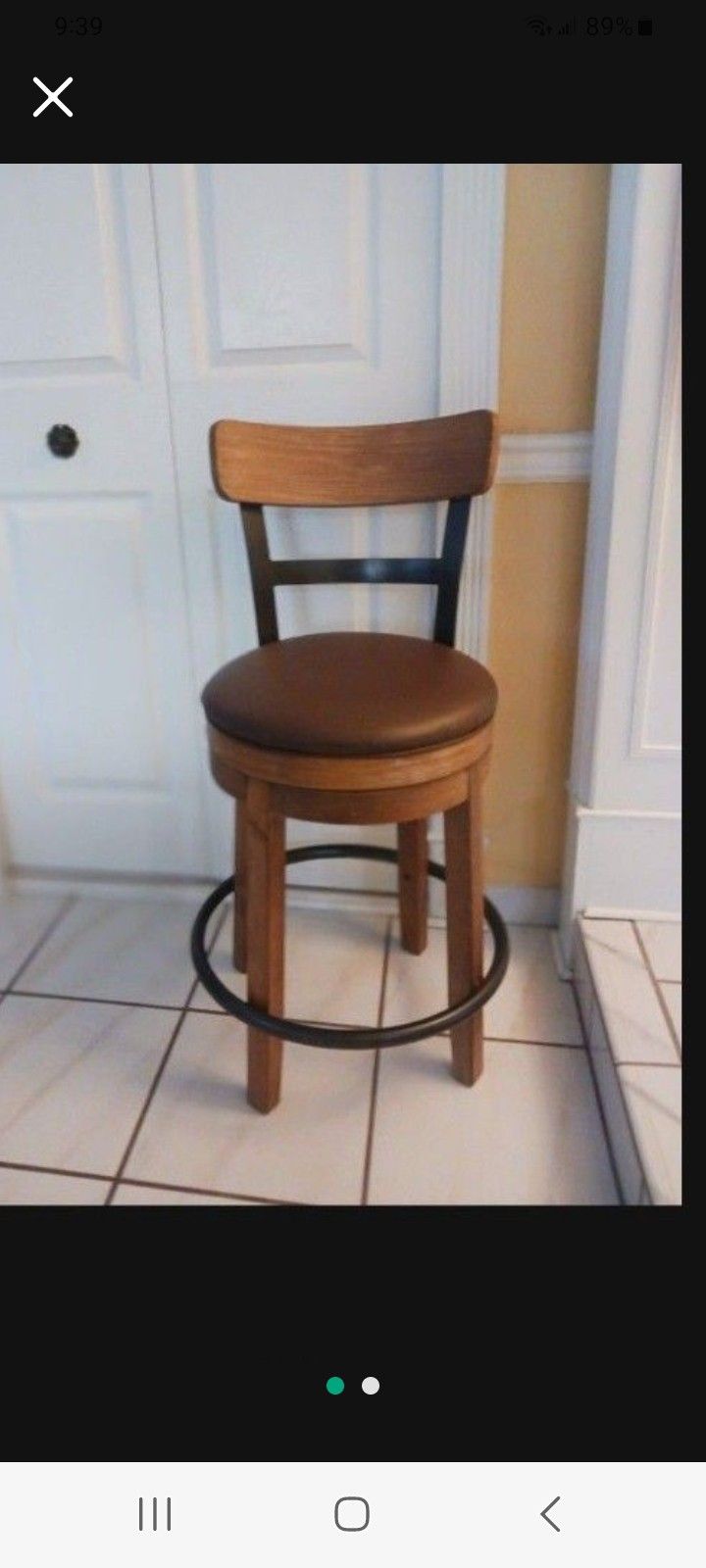 ONE BAR STOOL CHAIR 24 INCHES