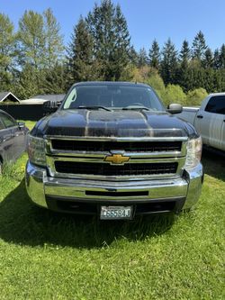Chevy Silverado 3 extended cab (gas)