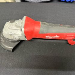 Milwaukee Grinder M18 