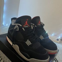 Jordan 4