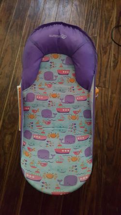 Baby bath seat, adjustable levels
