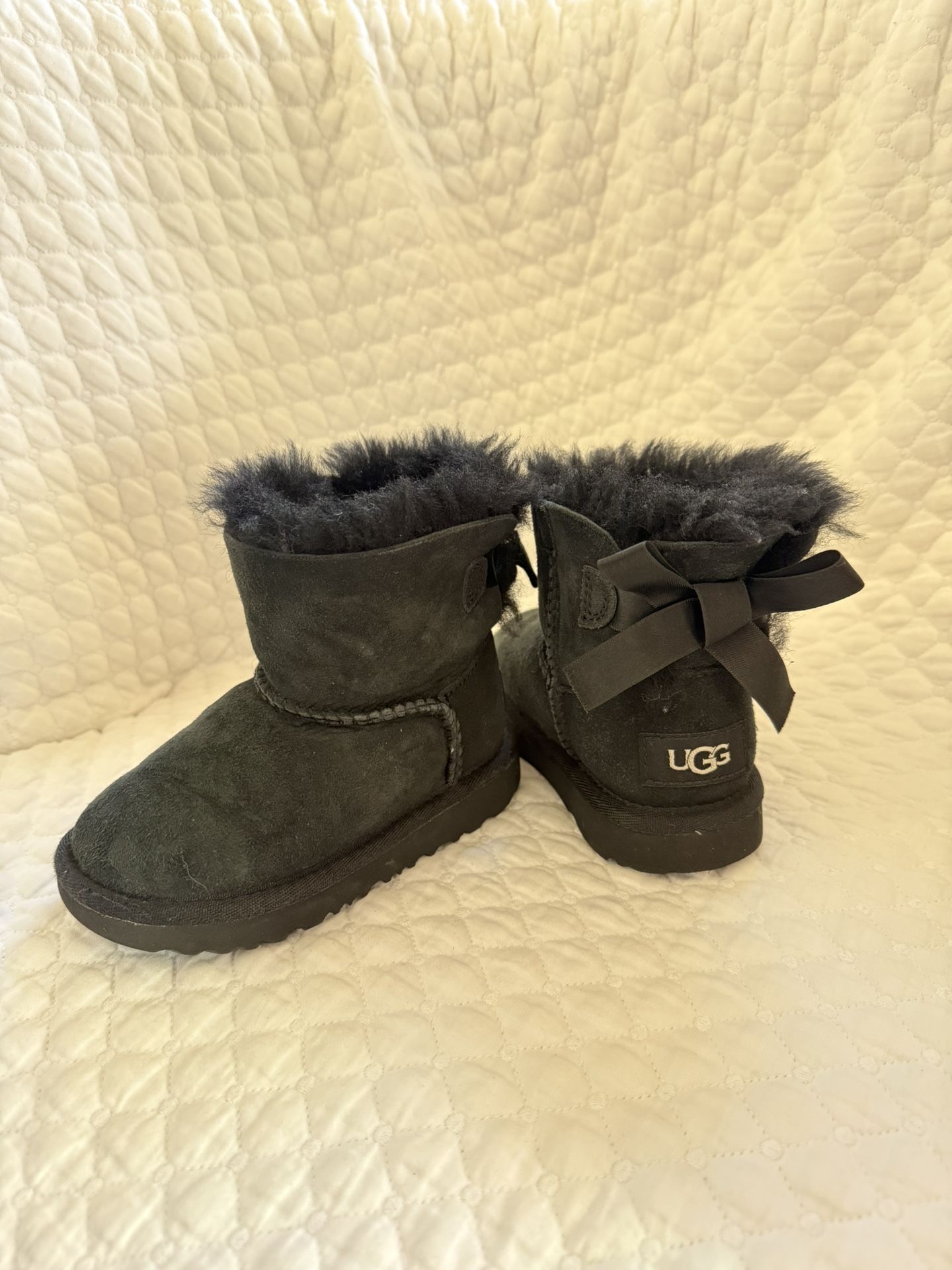 UGG Mini Bailey Bow Boot