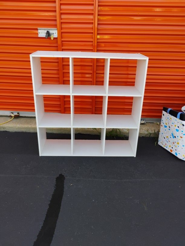 Bookshelf
