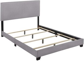 

Crown Mark Erin Upholstered Panel Bed In
QUEEN 
