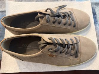 Men’s Ecco Soft Sneakers Size 10