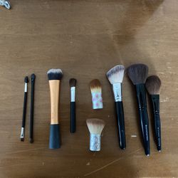 Beauty Brushes 