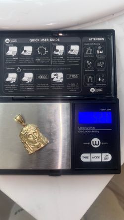 14k jesus pendant