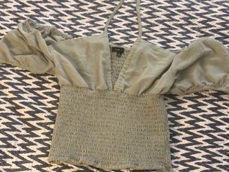 Scrunch crop top