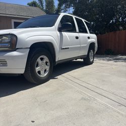 Chevy Trail Blazer 4dr