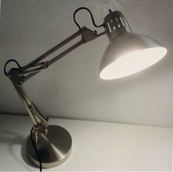 STAINLESS STEEL ADJUSTABLE DESK LAMP