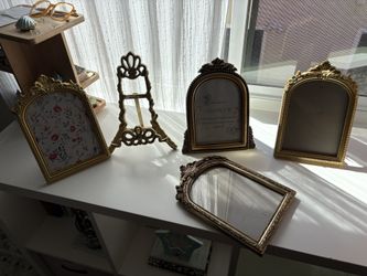 Gold Picture Frames