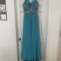 Prom dress or formal only wore once