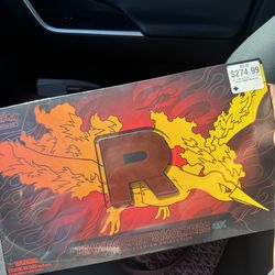 Pokemon Team Rockets Moltres EX