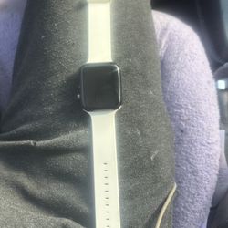Apple Watch SE 44Mm