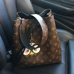 Leather bag