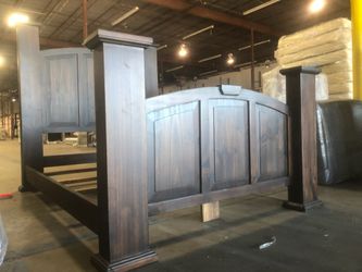 SPECIAL: New 5pc. queen Texas Rustic Bedroom Set
