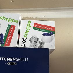 New Pet Water Fountain $10