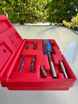Screwdriver Tool Kit with Case