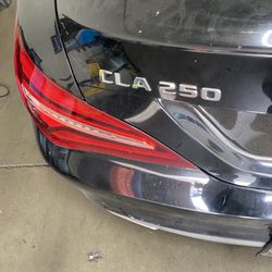 2018 CLA250 Used OEM Engine Parts