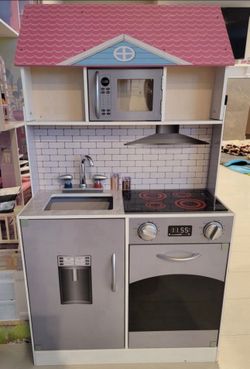 Double Side Kitchen & Dollhouse