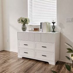 Brand New 47" White 7 Drawer Dresser Modern Fluted Design Sealed In Box