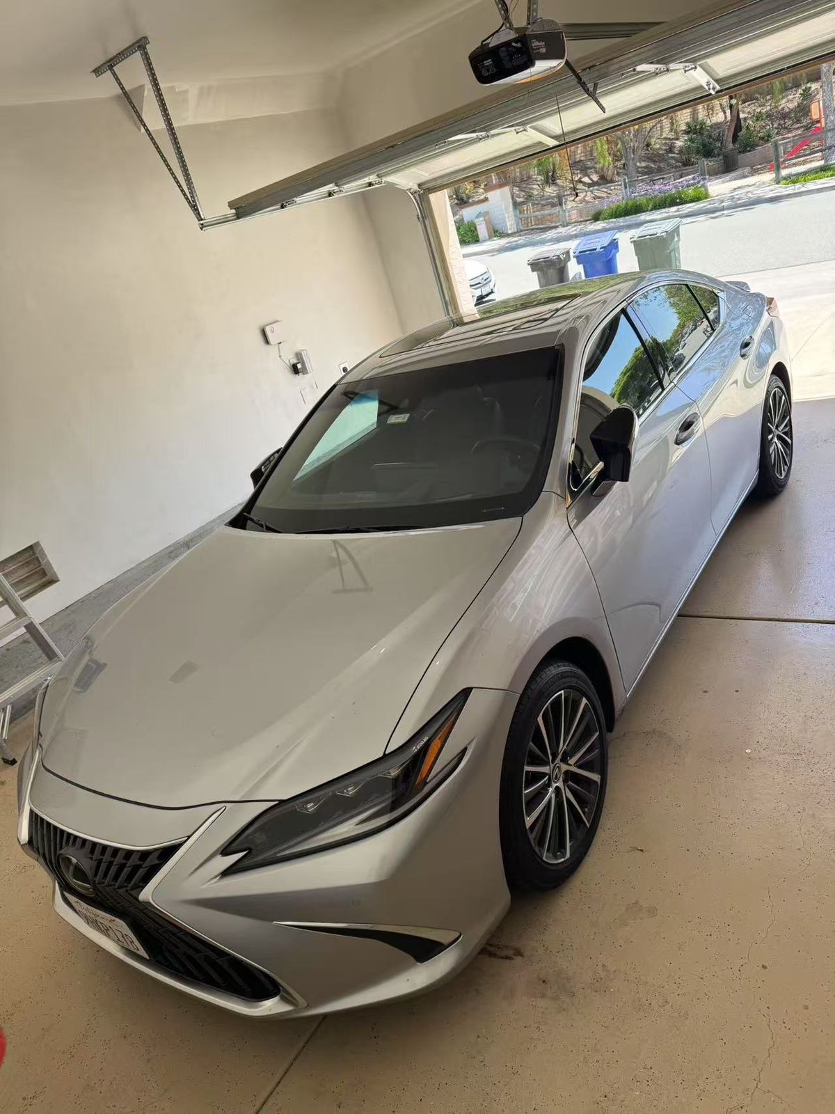 Lexus 2023