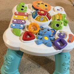 Vtech Touch & Explore Learning Activity Table