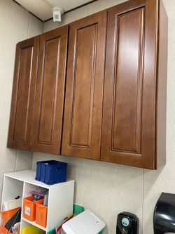 Alder Custom Kitchen Cabinets 27x42