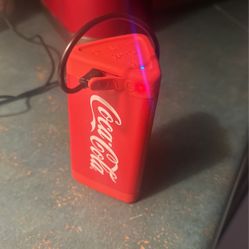 Oontz  blue tooth speaker1px5 water resistant 100’ bluetooth range coca cola edition works well