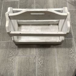 Farmhouse Wine Bottle Holder 