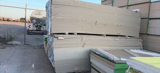 Dry wall Ultra light 1/2 4x12 150 sheets