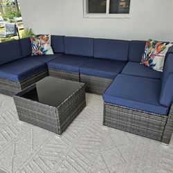 Brand New 7 Piece Outdoor Patio Furniture Set 