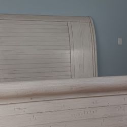 Klaussener King Size Bed 