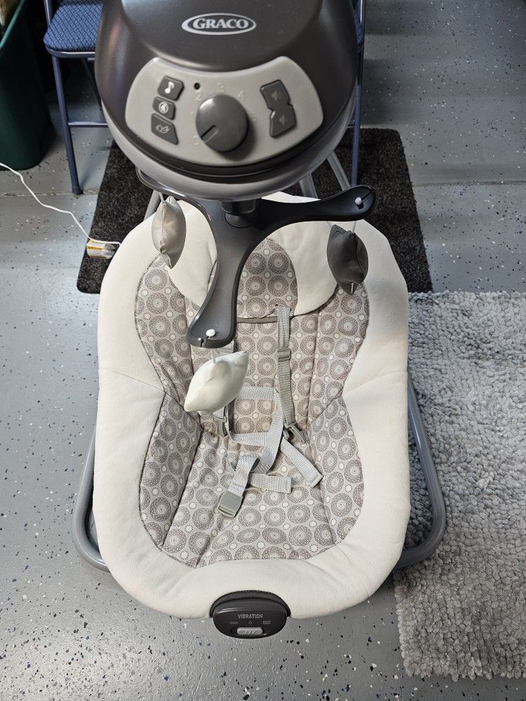 Graco Simple Sway Swing