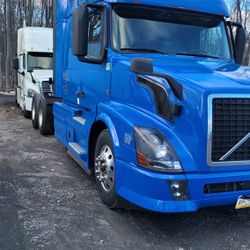 2015 Volvo VNL