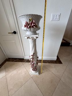 Vintage Italian Hand Painted Ceramic Planter on Floral Pedestal Column Pink Roses