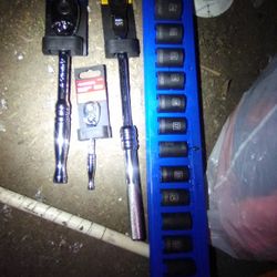 Ratchet And Socket Set