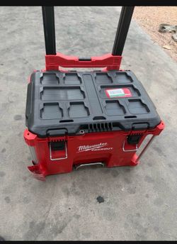 Milwaukee pack out used