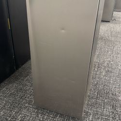 Upright Freezer 